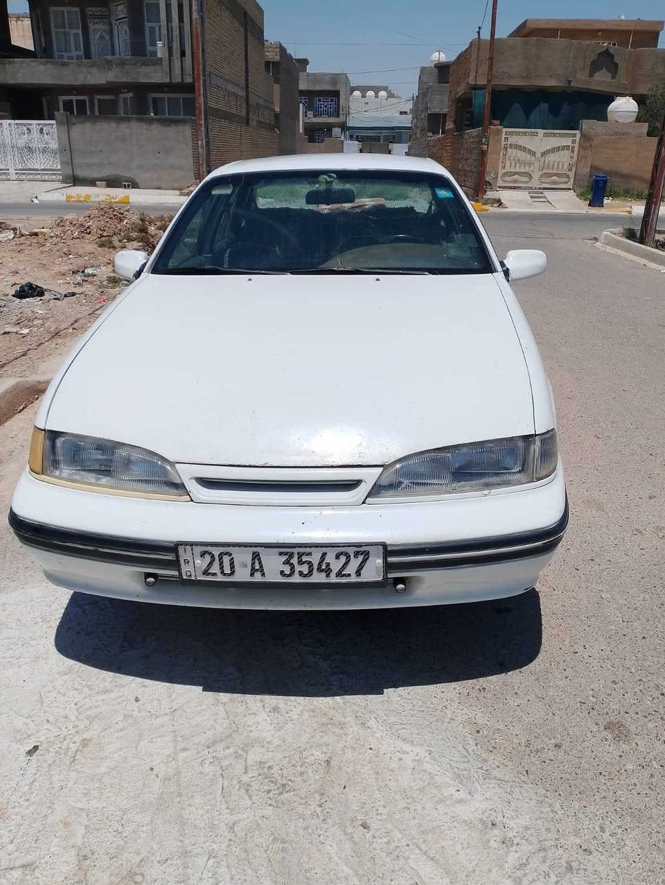 السلام عليكم 
سيارة برنس موديل ٩٤
كير عادي مكينة ٢٠٠٠ 
سيارة نظيفة 
رقم جديد ديالى بأسمي تحويل مباشر 
السعر ٣٤وبيه مجال 
للاتصال ***********
