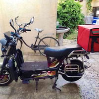 دراجه هارلي شحن للبيع نظيفه جدا 6 بطاريات بحاله جيده كهربائيات شغاله و...