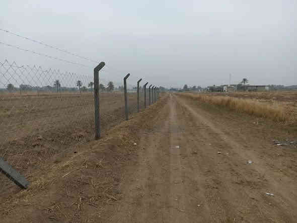 يوجد 1 دونم للبيع
جنس العقار / زراعي سند 25 
الموقع / الفلوجة الشهابي الثالثة خلف معمل الأسمنت 
السعر 30 وقابل للتفاوض 
للاستفسار أكثر الاتصال على الرقم  ***********
