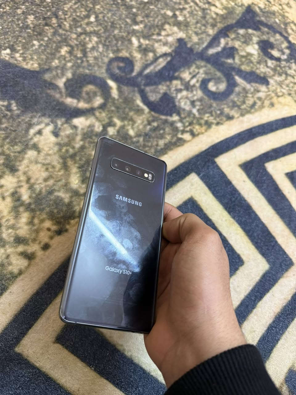 السلام عليكم 
كلكسي إس ١٠ بلاس اصلي 
ذاكره ١٢٨ 
ذاكرة عشوائيّة ٨ كيكا 
نضافه ٩٥٪؜ 
 مكاني بغداد حي اور 

*********** الاستفسار الاتصال أو مراسلة واتساب
