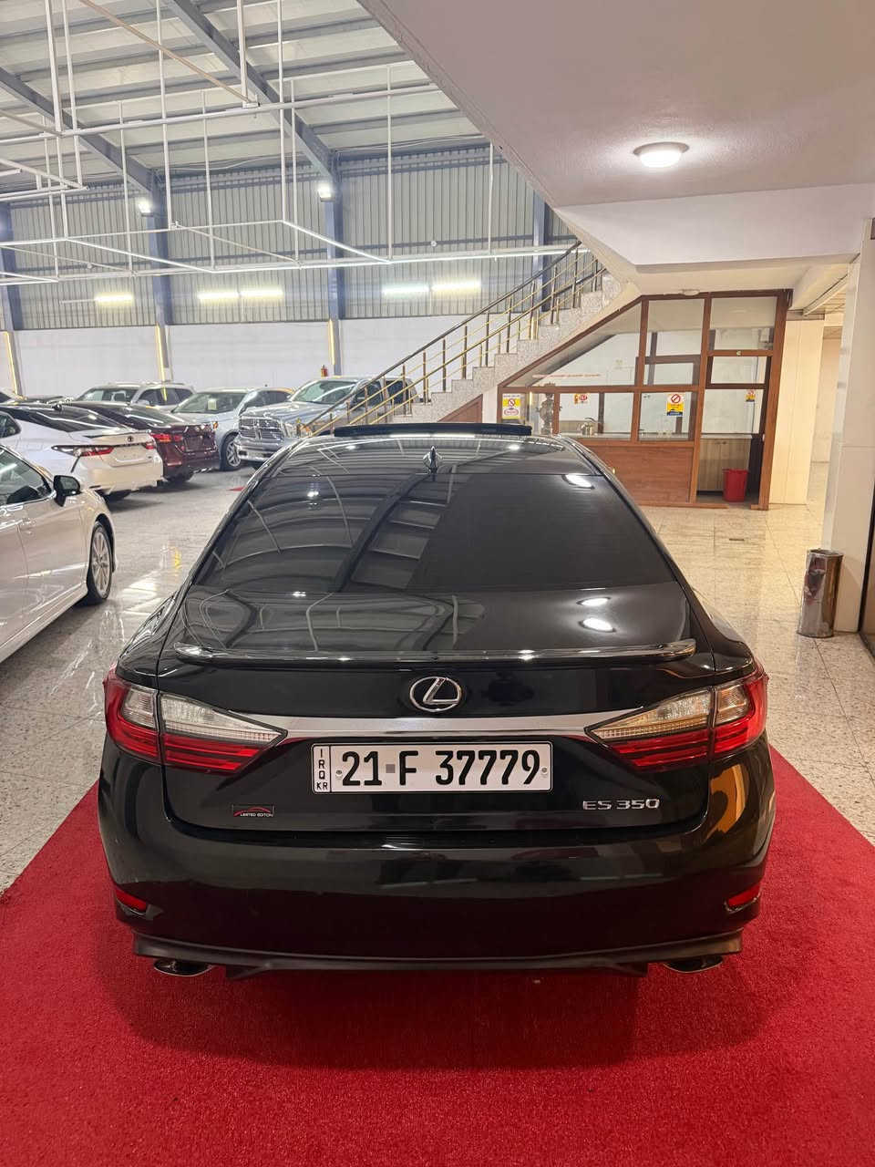 لێگزز ٢٠١٧  ES 350
سلایت بەصمە پەردە کوشن ساردو گەرم رادار پێشو دواو تەنیشت خەتی جادە ECO . Sport .Nromal 
گیرومەکینە نەکراوەتەوە بەشەرت بێ عەیب 
سەنەوی رەقەمی تازەیە تا ٢٠٣٠ 
سەوتی دیجیتالی نیە 
تەنها ٩٥  هەزار کم حقیقی رۆیشتوە 
بی بۆیاخ بێ سارد بێ کرانەوە بێ لێ دران 
دەعامیش بەشەرت بۆیاخ نیە 
هیچی نیە سەیارەکە نمونەیە لە جوانی و تازەی 
کوشن و داخلی لۆکە لەسەر دەقی شەریکەیە 
شوین/ رانیە 
نرخ/ ١٩٨ 
کۆرەک/   ***********
ئاسیا  /  *********** رانية, السليمانية
