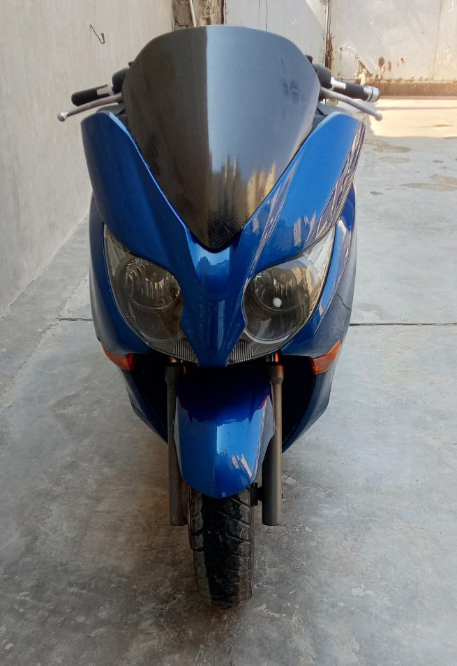 للبيع فورزه 0/10 جاهزه  من كلشي مكينه بلاد ما مفتوحه الدراجه  مصبوقه للجماليه صبق حراري فرن السعر مليون ونص بيهة مجال مكاني بغداد  ***********
