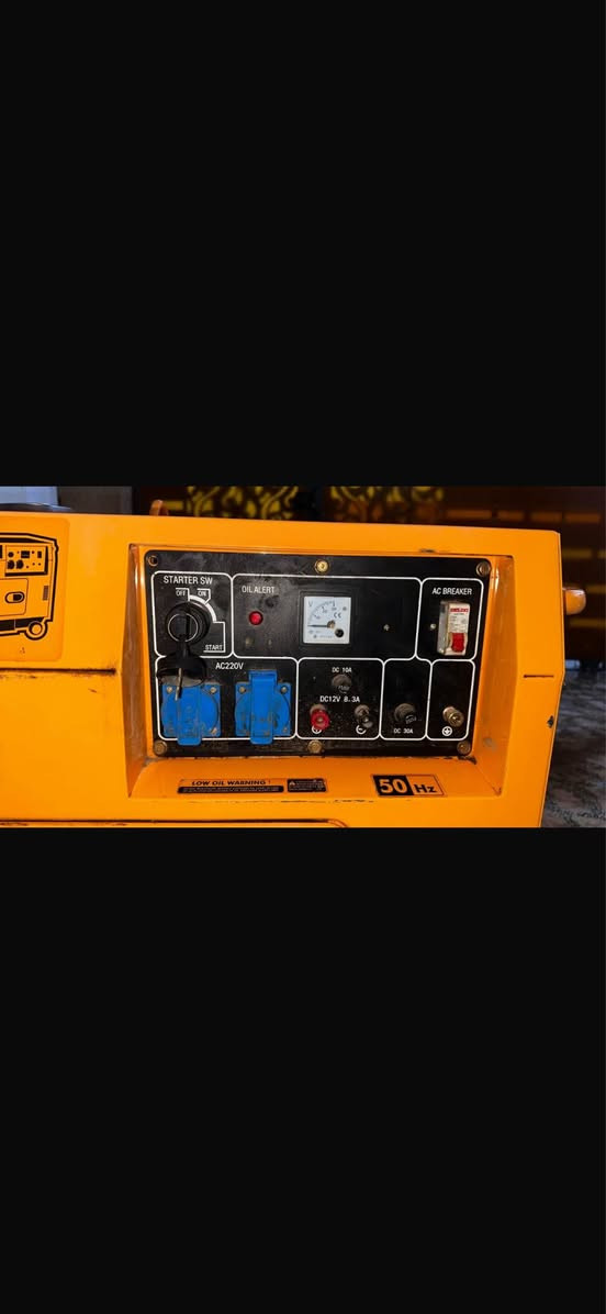 مولد 20 امبير صافي 
گاز 
سويچ 
كاتم الحال, واسط


**إذا كنت صاحب هذا الإعلان وتريد حذفه لأي سبب، رجاءا أرسل رسالة إلى الدعم الفني**