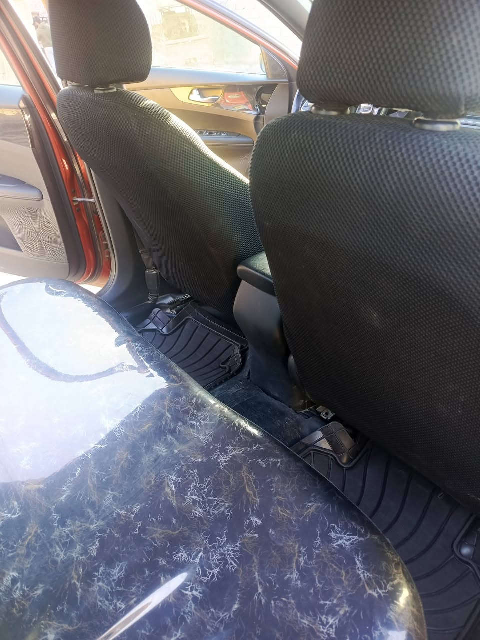 سلام عليكم كيا فورتي
موديل 2021

فول مواصفات عده الفتحه

كير ايتي مكينه 2000دوش

مكفولات شرط

تبريد تدفئه شغاله 

باقي المواصفات تجي وشوف رقم بغداد تحويل ثاني يوم سعر 143 ***********
