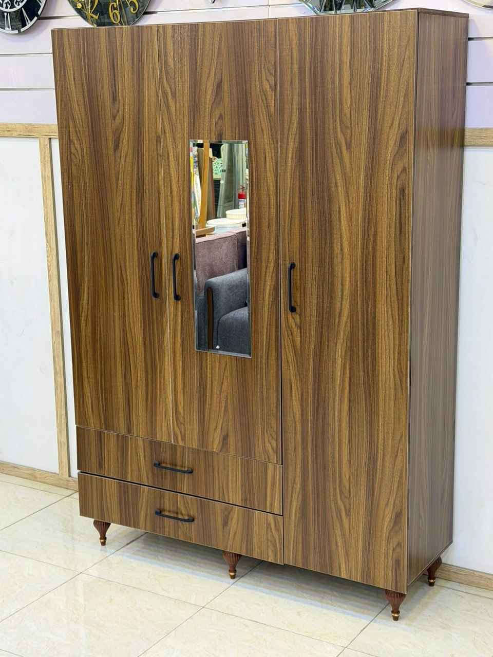 كنتور ٢ باب
كنتور 3 باب 
كنتور 4 باب 
ميز تواليت 
الكومدي بغداد, العراق


**إذا كنت صاحب هذا الإعلان وتريد حذفه لأي سبب، رجاءا أرسل رسالة إلى الدعم الفني**