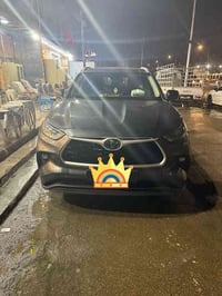 السلام وعليكم للبيع تيوتا هايلندر خليجي لمتد وكالة عبد الطيف 2023هايبر...