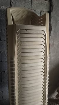 كراسي • ميز • مستعمل