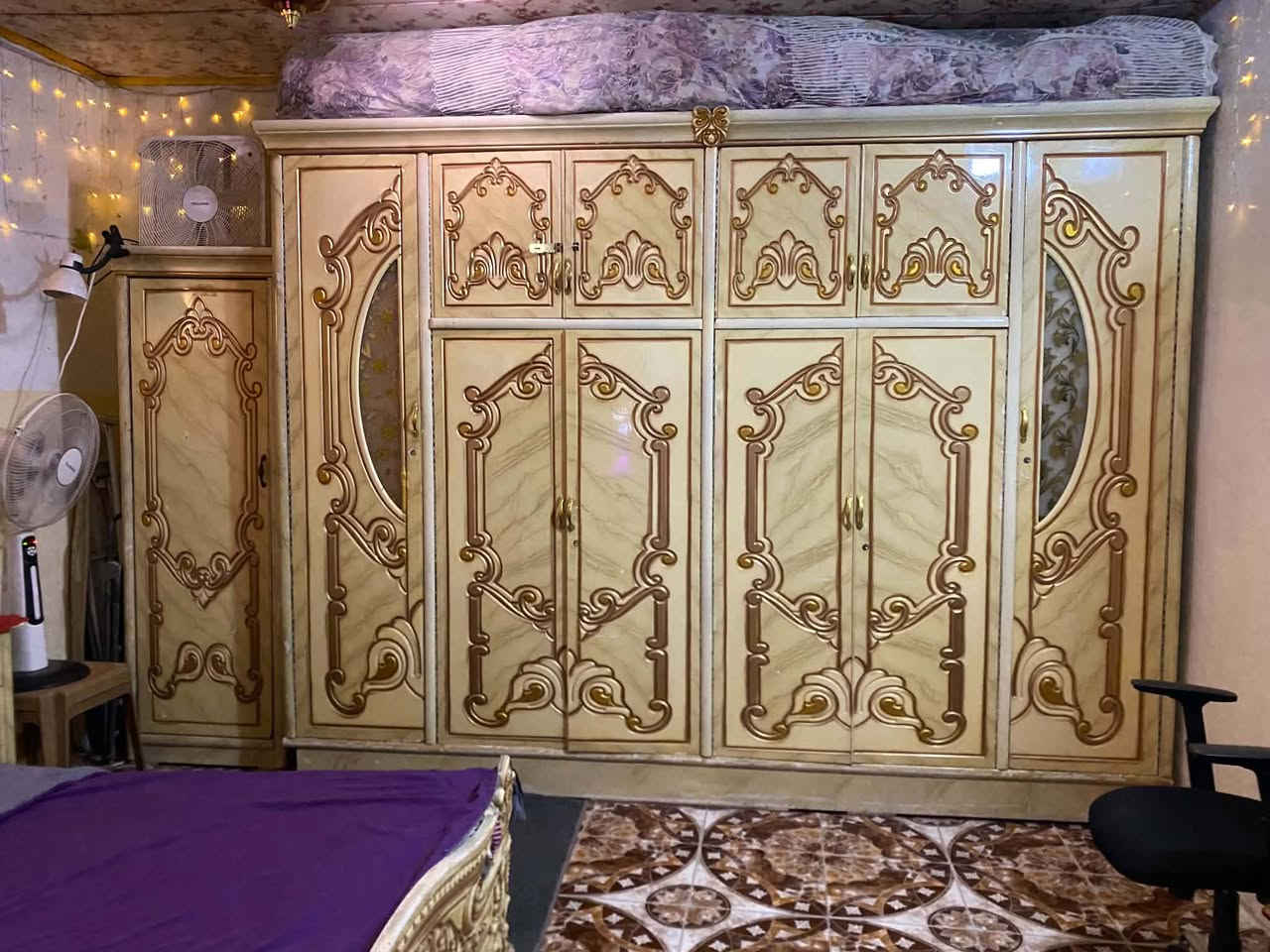 للبيع غرفة نوم كاملة - حالة ممتازة 

للبيع غرفة نوم  خشب  ماليزي درجة أولى:
   
 خشب قوي
بدون خدوش أو كسور
السعر: 800 ألف دينار قابل للتفاوض  
المكان: بغداد - [الزعفرانية ]  

للتواصل راسلني خاص أو واتساب ***********
