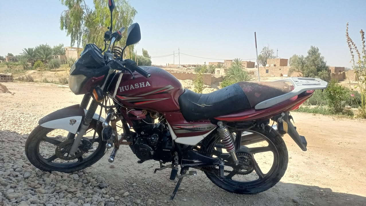 السلام عليكم ماطور هيوشه موديل 18 محرك 200  ماطور كله شغال  سعر 500 وبي مجال


**إذا كنت صاحب هذا الإعلان وتريد حذفه لأي سبب، رجاءا أرسل رسالة إلى الدعم الفني**