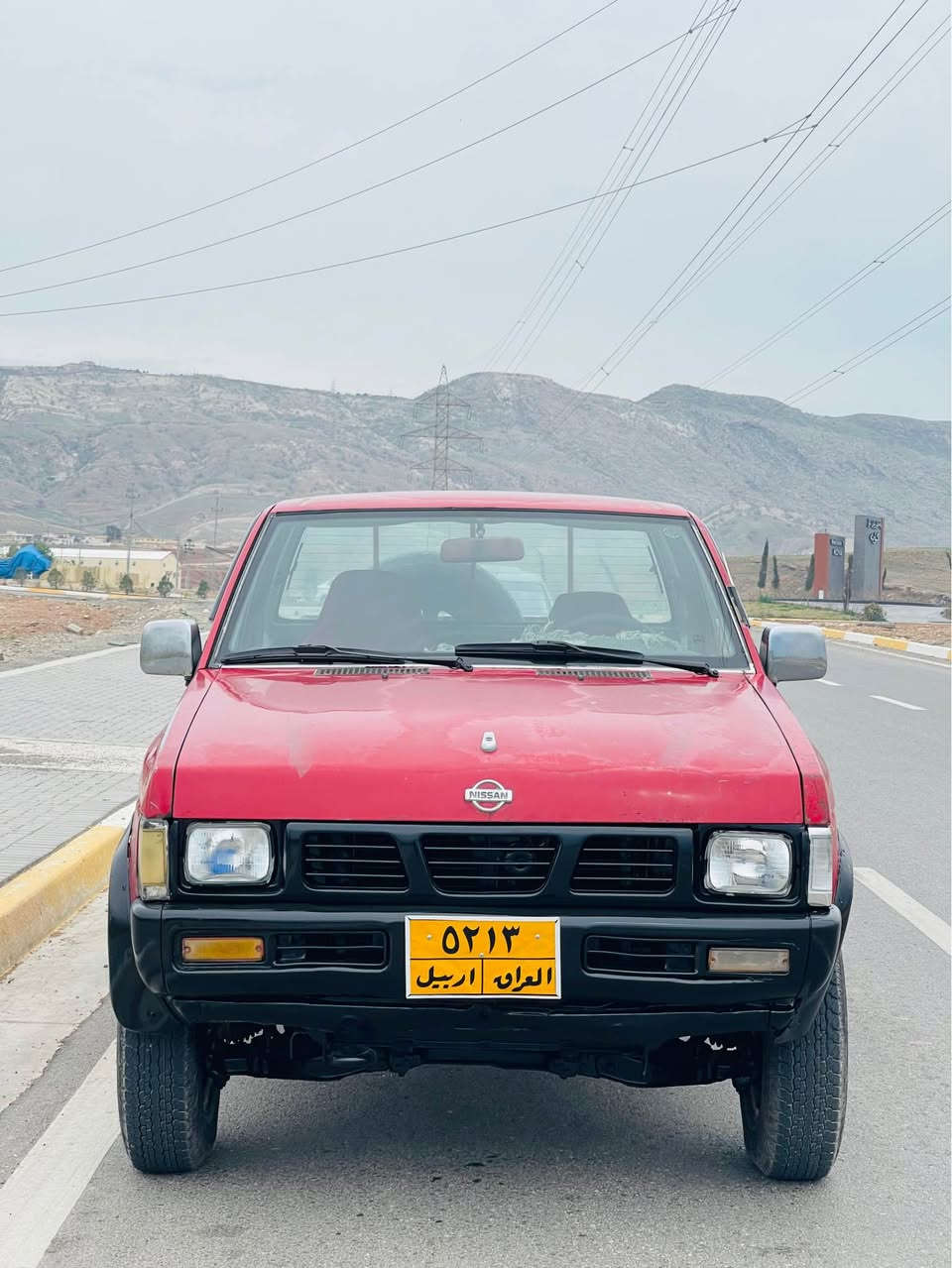 نیسان مۆدیل1995 گێرو مەکینەو دەبل اکسلی بەشەرت چوار تایەی نویی لەبنە مسرەفی تیدا نیە سەیارەکە هەیکەلی زۆر جوانە خازو بەنزینە دەعامی پشتەوەی ئاسنە سحری35 ئەشایی تەبریتی کامل پیوەیە   شوین کۆیە
ژم*********** كويسينجاك, أربيل
