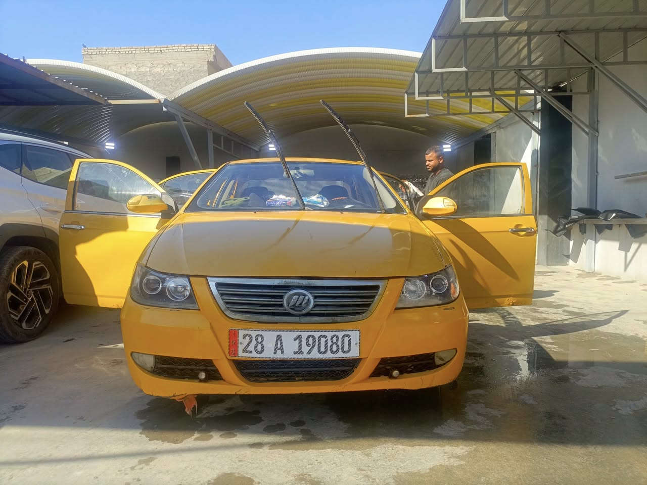 يالله ليفان لبيع 2011 رقم نكليزي مصفره هيئه وغرمات سعر 37 رقم ***********
