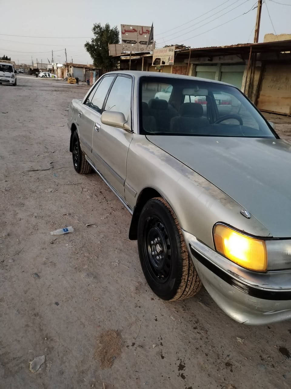 مارك كربلائي موديل ٩٣ رقمها بابل مكينة ونجي سنوية مجددة لغاية ٢٦ تحويلها ثاني يوم السيارة مكفوله من الكص ونقل الجثة السيارة بلادية ماملعوب بيها برانكيتها جديد بالكارتون سعرها ٤١ بيع سريع والشراي يتصل على هذا الرقم ***********
