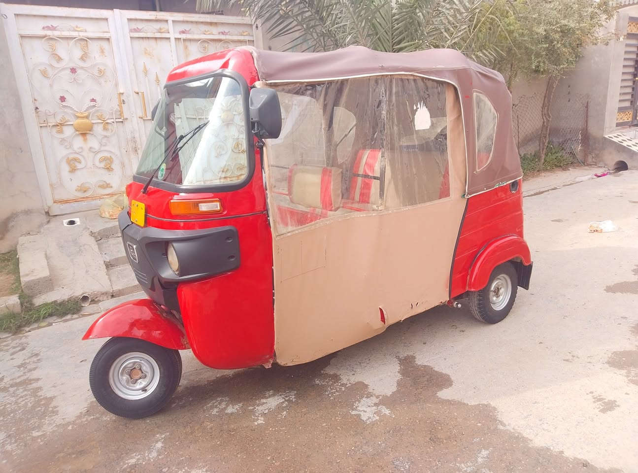 سلام عليكم تكتك للبيع موديل 2018 تكتك خير من اللة مكينة كير خير من اللة تخم تاير لا تنقيص لا تبخير مجفت عام كاملة كل نقص ما بيها مكاني ديالى بعقوبة المفرك  ***********. السعر خاص
