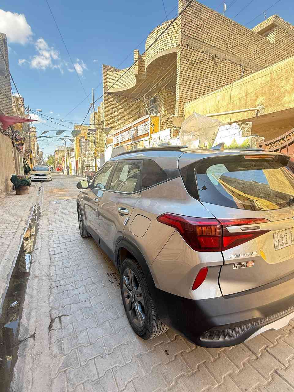 كيا سليتوز موديل 22 نص فول تبريد قطعة وحدة اوامر صوتية تحديد مسار كاميرا خلفية كروز سرعة حساس امامي شاشة منفصلة السعر 135 وبيها مجال حك الجيه  الطيبين . رقم الشاصي بالصور . محرك 2000 دوش وارد اميريكي .  بيها اربع قطع صبغ  
للاتصال . ***********
