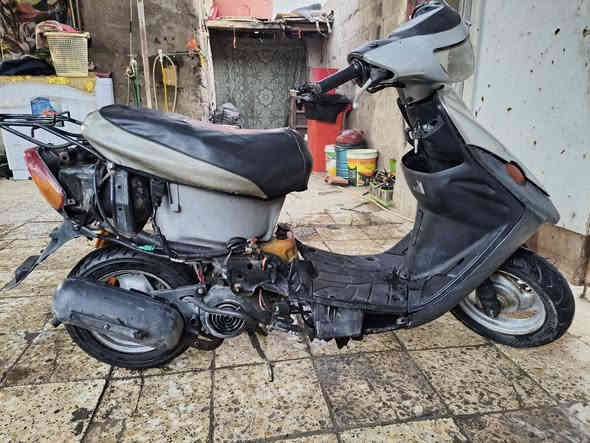 سلام عليكم دراجه 9زروف شغاله غراضى كاملة شغاله كهربايته نقصه بس باتري *********** بصره 5ميل سعر المطلوب 170بيه مجال قليل
