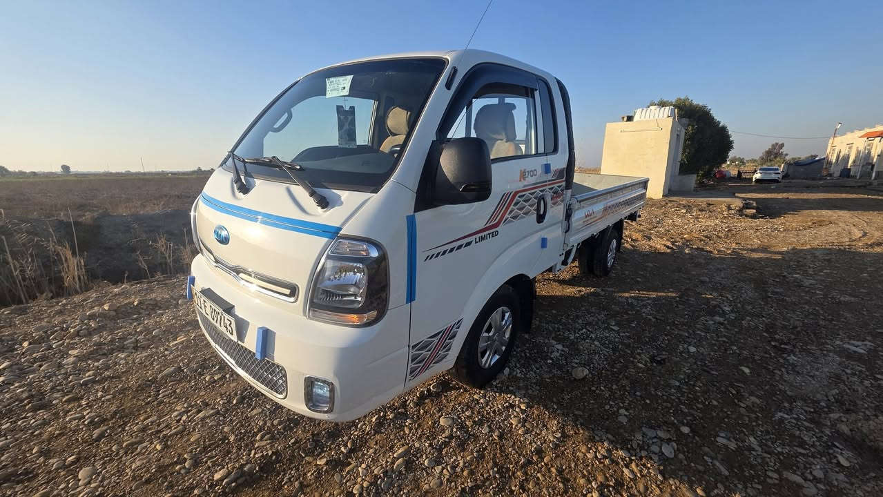 سلام عليكم كيا للبيع موديل ٢٠٢٢ كفاله كير محرك اكسن رقم بغداد سنويه لل جديده مشروع وطني تحويل ثاني يوم المكان واسط ماشيه ١٠٤ كم السعر ١٤٠ وبيها مجال رقم الهاتف ***********
***********
