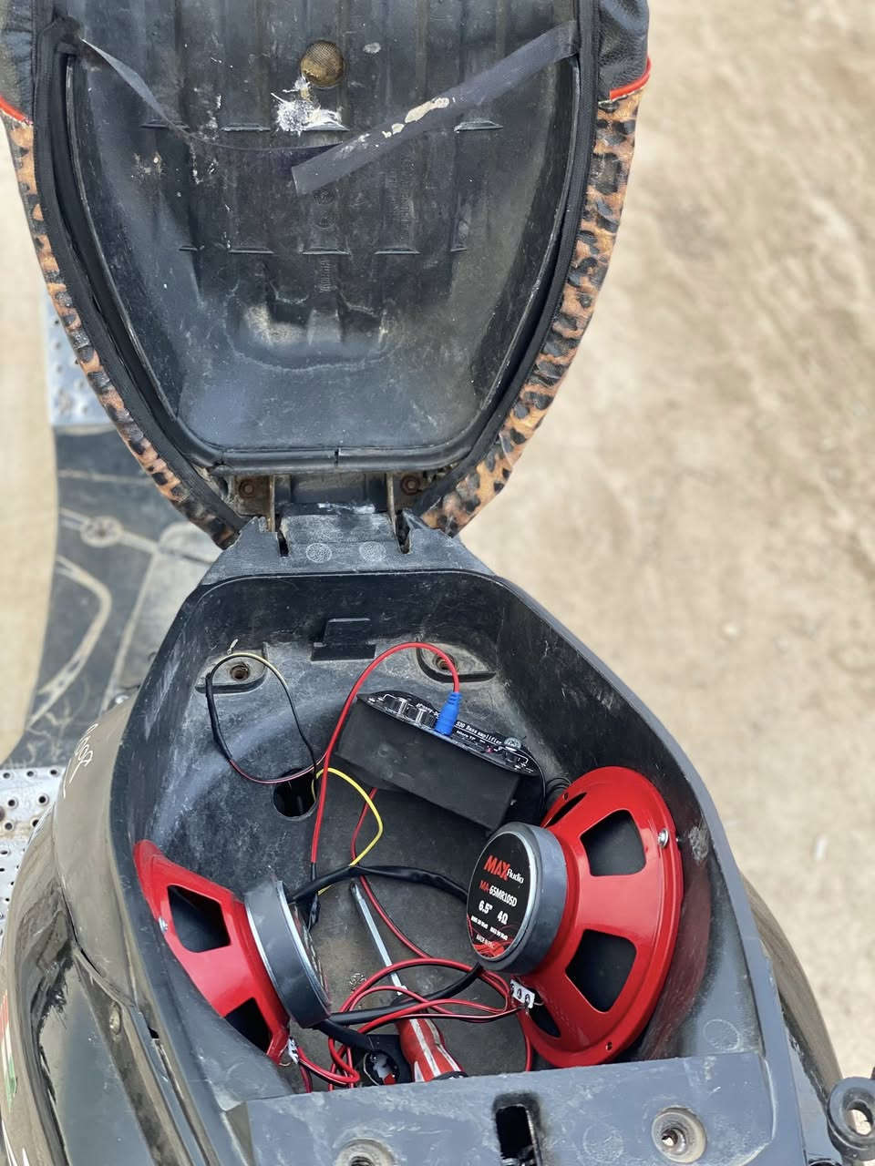 سلام عليكم دراجه ماكس 2008لبيع مكينه مال رمبه كله بلاد ما عدا كفرات سمعات سستم صوت نقص بس فج امامي مال بريك سعر ٨٠٠ وبيه مجال بسيط لشراي يجي خاص او يتصل *********** لي ميعجبه سعر افلت ـلا تعلق
