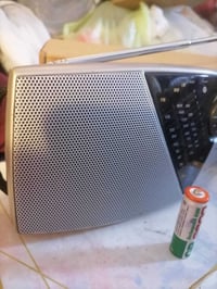 روبرتس R9903 • محمول بطارية • AM/FM/LW