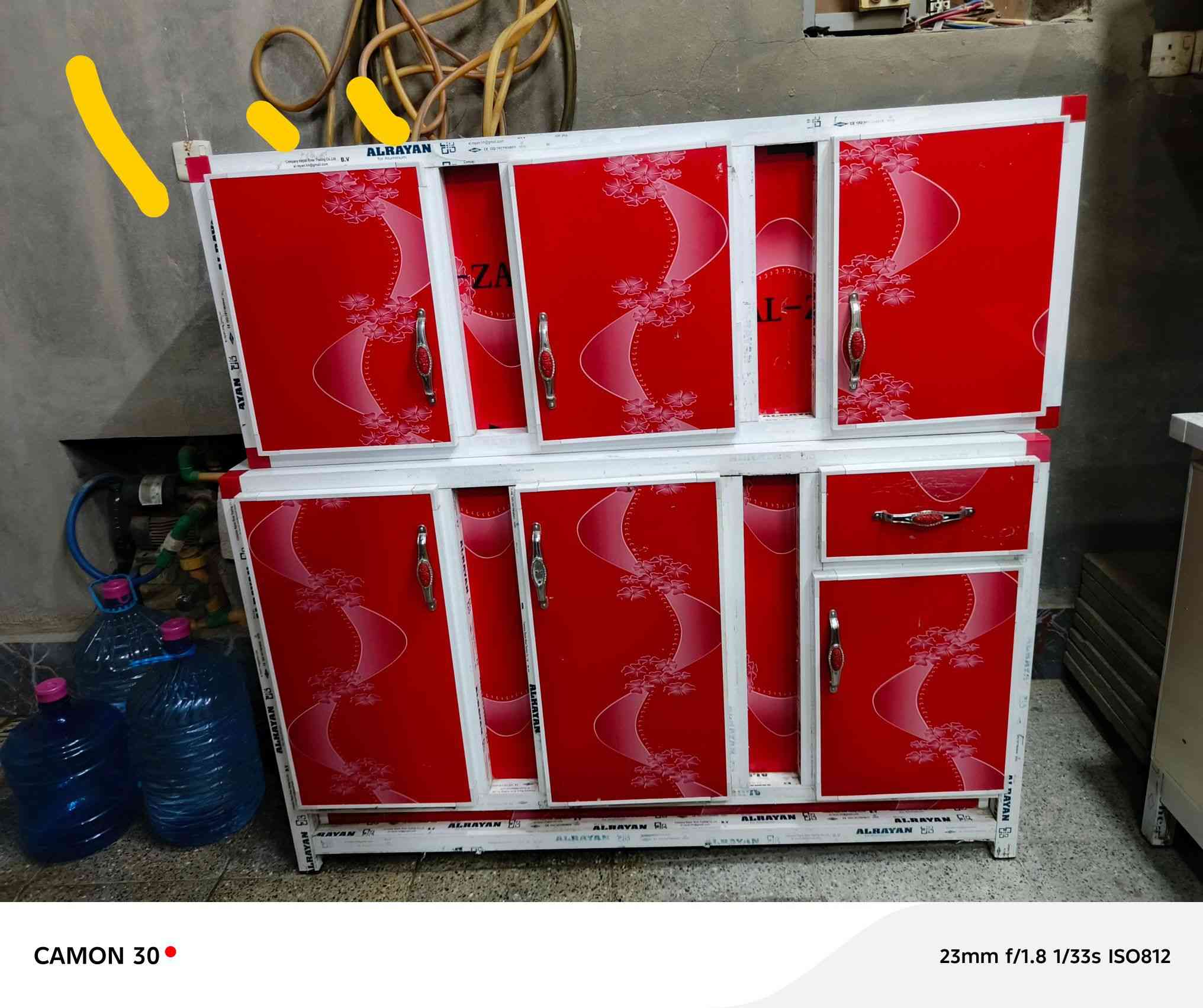 السلام عليكم ورحمه الله وبركاته اغراض للبيع كلمن وسعره نضيفات كلش وعلى الفحص مكاني بالبلديات ***********
