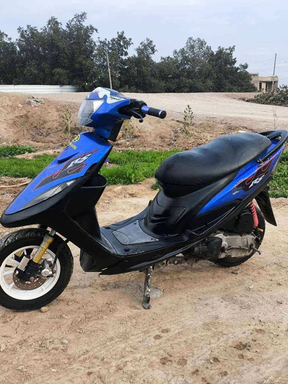 ***********   سلام عليكم دراجه ماكس عدله كلشي بيه شغال سلف وهندر  كزوز رياضي كفاله من عشاير وقانون اوراق سعر 600 وبيه مجال للطيبين مكاني العماره قضاء الميمونه

