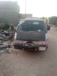 كية لل بيع او مراوس بتكسي السيارة جاهزة من صدر جديد حدادية جديدة مكينة...