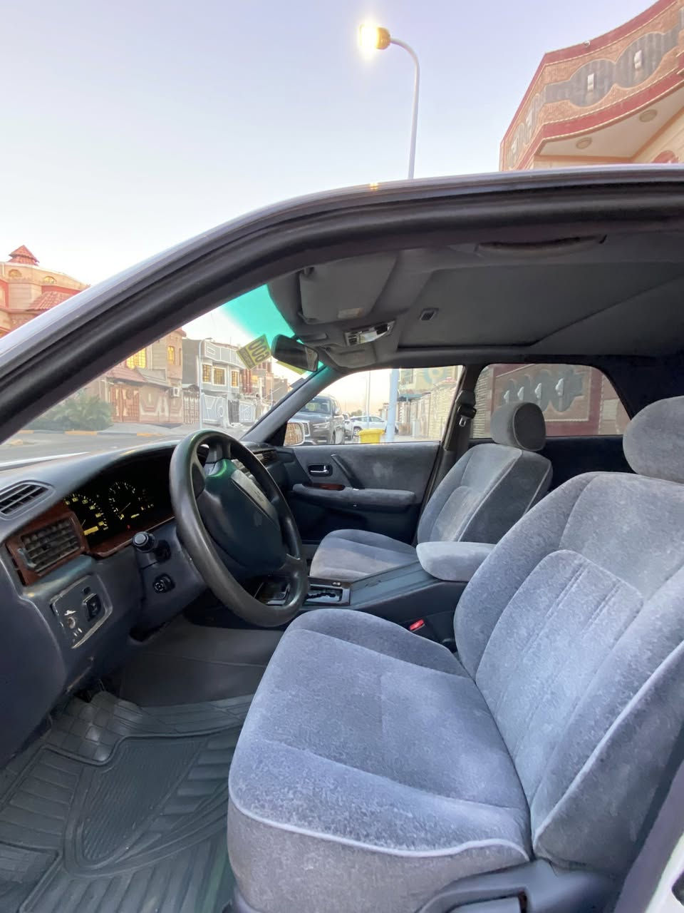 سلام عليكم راس ثور فلات مديل 2000 كرستال اصل فتحه وجنجر بلاد مكفوله من لكص ونقل جثه وضربه بيها مكانات صبغ فقط كير ومكينه فيفتي فيشه وحده تبريد قطعتين حداده تخم تاير جديد سياره مبدله بيها تبديل شفقه فقط ولباقي كفاله سنويه 2028 رقم بصره انلكيزي سعر 90 وبيها مجال قليل مكلف بنشر لاتصال ع رقم ***********
