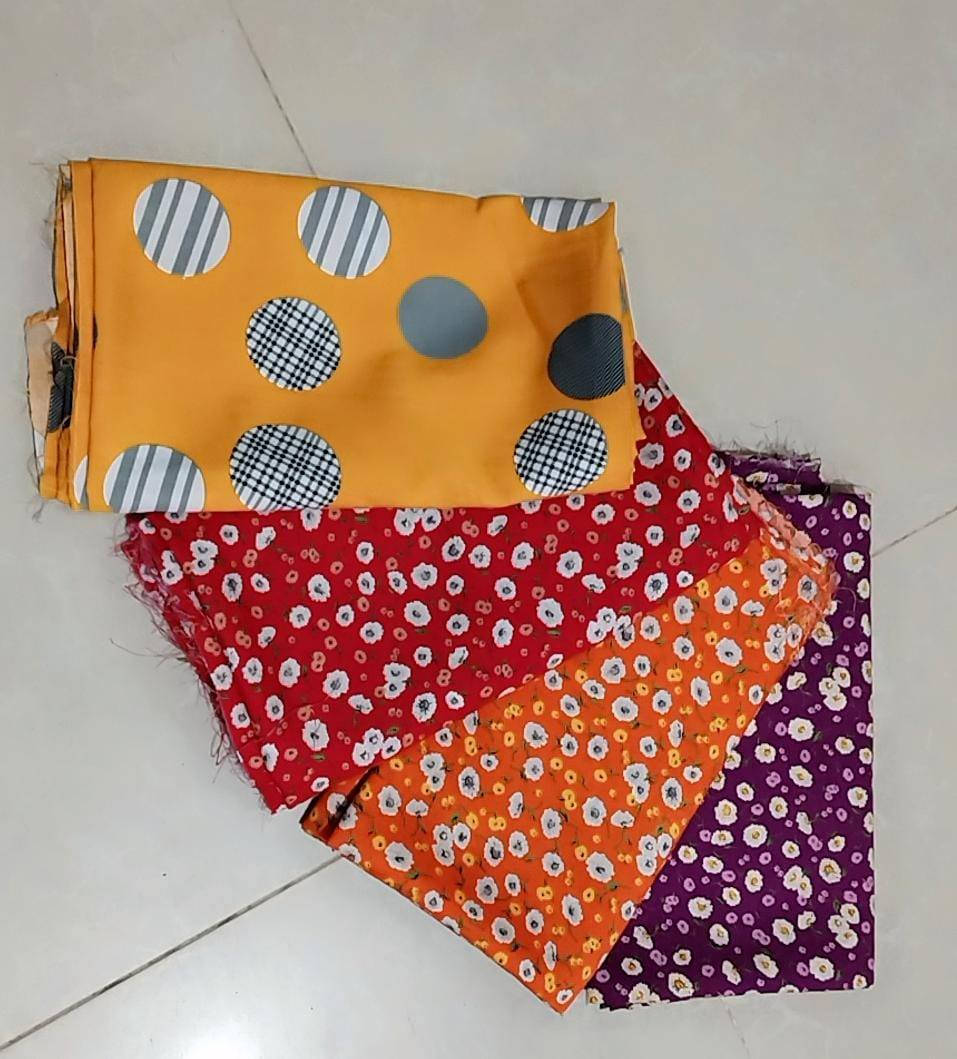 اللهم صل على محمد وال محمد
رمضان كريم على الجميع 🌹
أعزائي الزبائن الكرام 
بفضل الله وصل النة الوجبة الثالثه  للاقمشه 
وصلت أرقى وأحدث وأجمل الموديلات المميزه كشمير ايطالي + اماراتي و موديلات شماليه 
درجه أولى 💯💯
أرخص الأسعار وأفضل الماركات 
راح انزل بعض منهن
حياكم الله اهلا وسهلا بيكم 

***********

متوفر توصيل كافة مناطق خانقين
