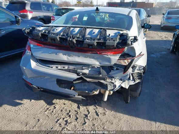 السلام عليكم 
النترا. 2023

فول مواصفات 
فتحة سقف 
كشنات تدفئة 
كشن كهربائي 
شاشة كبيرة
3 انضمة قيادة. Sport. Manol. Smart 
لايت لد نهاري ليلي 
رادارات 
تحديد مسار 
مثبت سرعه 
انارة ترحيبية 
سستم صوت Boss
فول تحكمات ستيرن 
لايت عدستين 
دفع ثنائي 
انارة دشبول 
كامرة خلفية 
مكينة دوش 
رقم بغداد. الجديد 
سنوية باسمي 
وبعد مواصفات 
حادثهة صندوق خلفي مع جاملغ ايمن 
العنوان بغداد الدوره 
ماشية. 76.000
السعر 168
الرقم ***********
