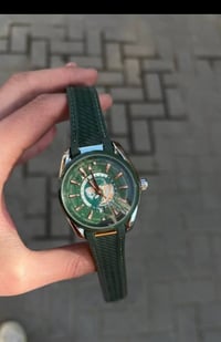 ساعات اوميغا • باتيك فيليب قمري • لونين