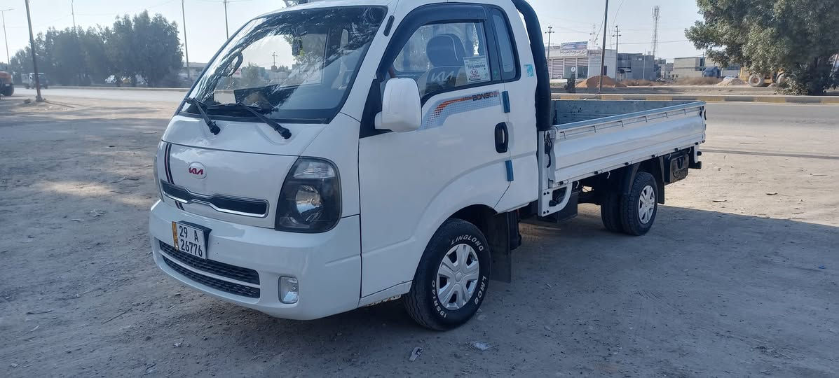 سلام عليكم كيه 2014 رقم واصط نگليزي شاصي رقم شاصي كفاله محرك گير مكفول بيه صبقات لجماليه مكانه بابل حصوه رقم ***********
