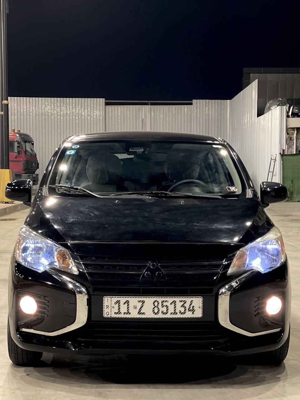 ميراج وارد امريكي 
موديل 2024  رقم بغداد الجديد
حادثه البنيد من فوك وشويه من الجاملغ
ونرش وياهم الجاملغ الامامي الثاني توحيد لون فقط بدون فتح حته
بدون دواخل السياره 
ماشيه 32
تحكم استيرن جهتين 
شاشه كار بلي
حاس خلفي 
رادار امامي 
ويل كب بلادي
السياره جديده وبعدها مماشيه هواي 
كير ومحرك وحداديه وتبريد كله بلادي شركه 
تخم تاير جديد 
السعر 88 وبيه شي بسيط
عنواني بغداد
هاتف ***********
متواجد واتساب
