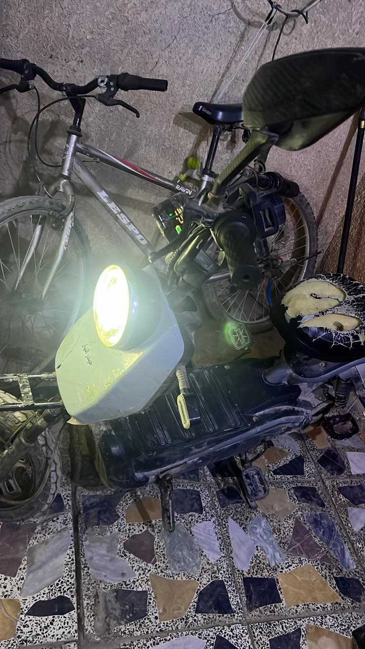 السلام عليكم دراجة شحن حجم 14 شركة حيدر النيار
بطاريات جدد مصارلي شهر من شديتهن 

ماشا جديده 

تايرات جدد 

شاحنه جديدة بعدها اباكيتها 

دراجة كلش حلوة 

السعر 225 وبيها مجال 

مكاني بغداد الزعفرانية 

للاستفسار ***********

متوفر واتساب وماسنجر
