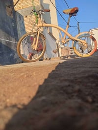 بايسكل للبيع السعر٧٠قفله سبعين ألف بس عايز جوب الكدام  الرقم 077236825...