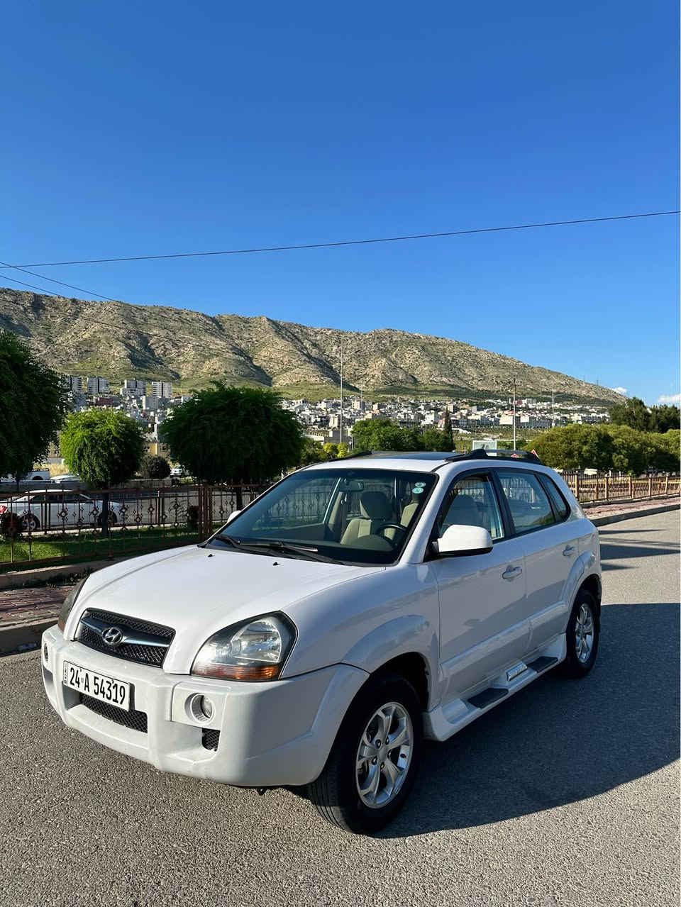 HYUNDAI  TUCSON 2010
خليجى محرك دوش
بئ دعم و صبغ
گير محرك تبريد بشه رت
ره قه م سنوى جديد ٢٠٣٠
٤ تايره جديد
سلايت
٣ تعديل بارد يت تيدا

سياره يال دهوكى 

سعر (١١٨)$ مجال

*********** كورك واتس اب دهوك, العراق
