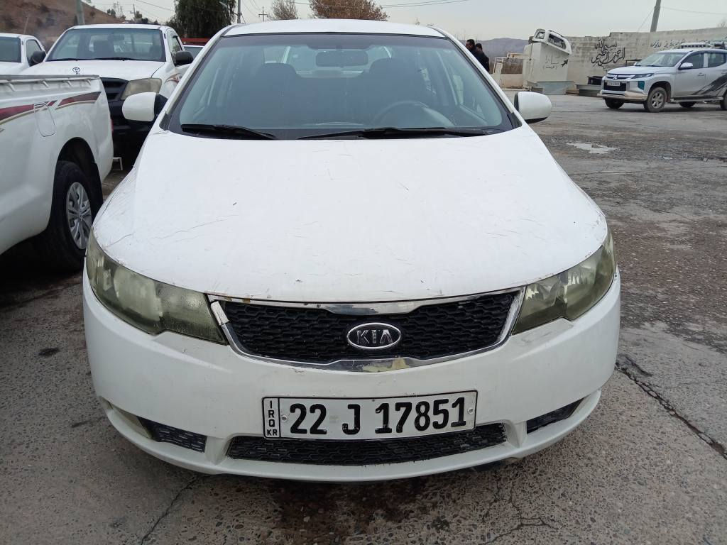 کیاسیراتۆ 2011سعری 82وەرەقە دووپارچە 
*********** ***********
گێرو تەقەورەقەی بەشرتە بس مەکینەی دەنگی تێدایە بشرت نیە بونیت وسندوقی سبوغە جەمپی پشتی هەیە شوێن تەق تەق كويسينجاك, أربيل
