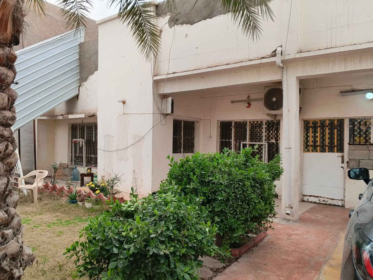 دار للبيع حي السكك طابقين 4  غرف الطابق الثاني معزول محدث المساحه 300 متر  قرب دار هدله 🏡      🏡
                               

        ■■■■■■■■■■■■■■■■■■■■■■■■
           للإستفسار أكثر يمكنم التواصل عبر رقم الهاتف 
                ☎️ ( ***********☎️  
        
  🙋‍♂️ مكتب السهل الاخضر للعقارات الضباط الثانيه 🏡
