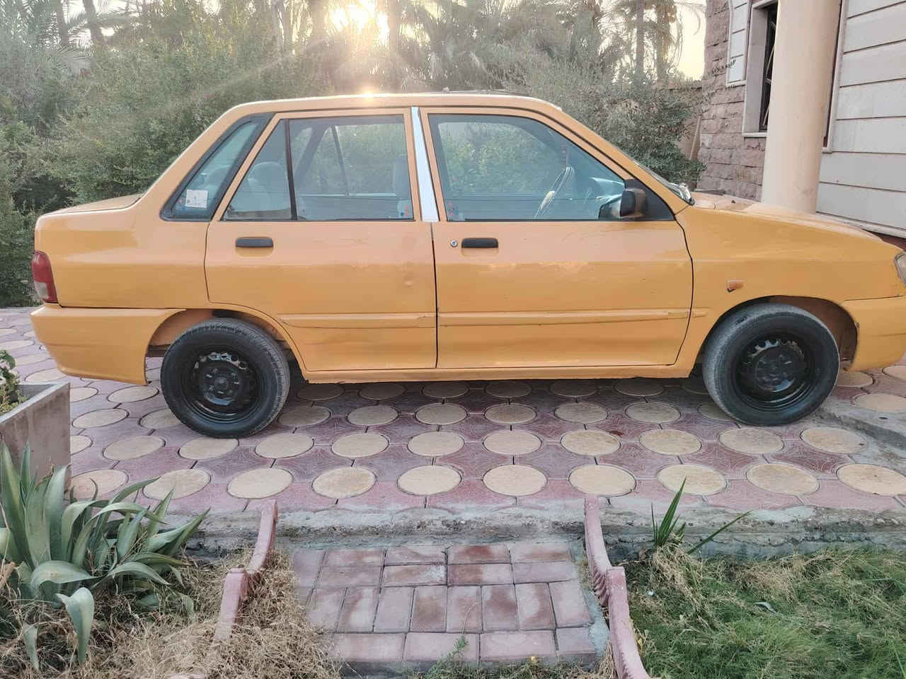 سلام عليكم سايبا للبيع موديل 2012 منغولي رقم كربلاء انكليزي باسمي سنوية لل31 تبريد شغال محرك جديد كيير مكفول سعرها 22 وجال مكاني كربلاء *********** بيع مستعجل الشراي يتصل مامتواجد ماعدي نت
