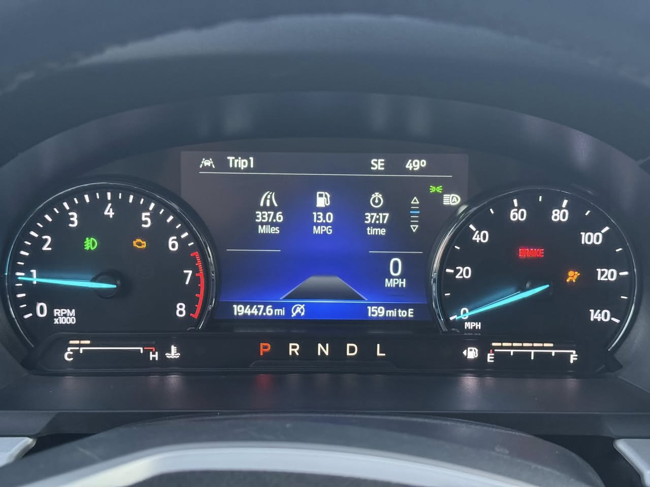 السيارا العائليه 7 راكب FORD
فورد اكسبلورر موديل 2023   موصفات  XLT  محرك 4 سلندر تترقم شمال السيارا جدادا بدون صبغ بيها بارد شويه بجاملغ 
2ويل بدون نقص برغي السعر اتخل على الخاص  مكان السيارا سامراء   ***********
