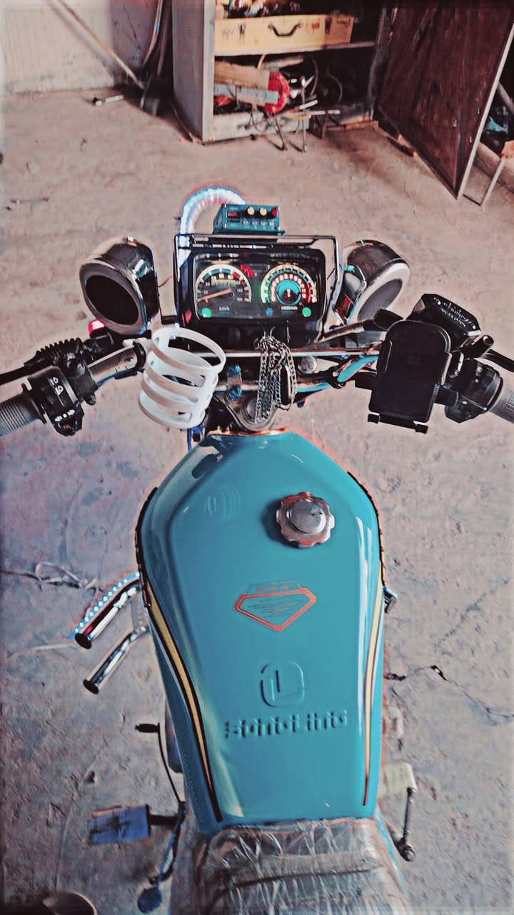 السلام عليكم دراجة نارية ايراني موديل 2023
الدراجة خير من الله كهربائيات كاملة للاستفسار الاتصال 
على ***********
