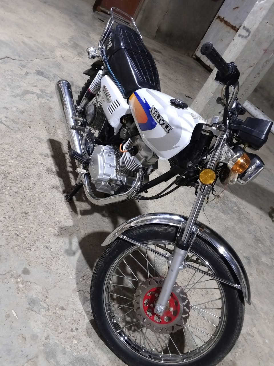 دراجه 23 طالعه ب 24 كفاله عامه السسعر 975 مكان ناصريه رفاعي شراي اتصل ***********85
