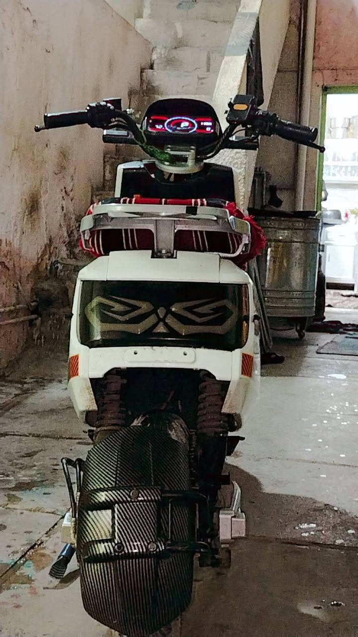 دراجة للبيع 3سرع بدون بطاريات نقصها بطاريات مكاني مدينة الصدر السعر 500 وبيها اتصل ***********
