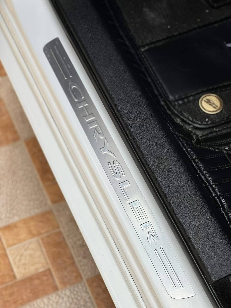 السلام عليكم
كرايسلر اوباما موديل 2023 S300

ماشية 72 الف 

السياره كلش جديدة واحلى من الصور بهواي

رادار امامي

رادار جانبي

رادار خلفي

حساس امامي خلفي

بانوراما 

برده خلفية

ميموري كشنات 

كشنات تدفئه وبتريد 

كشنات خلفي تدفئه 

ستيرن كهرباء 

مري قلاب مع الرجوع 

اشاير مري

تشعيل عن بعد 

شاشه كار بلي 

فول تحكم ستيرن 

ستيرن تدفئه 

السيارة وارد كندي ضررها خلفي (داير جاملغ خلف السائق)

السيارة بأسمي شرط تحويل

مكان السيارة البصرة

+964 774 834 1777
