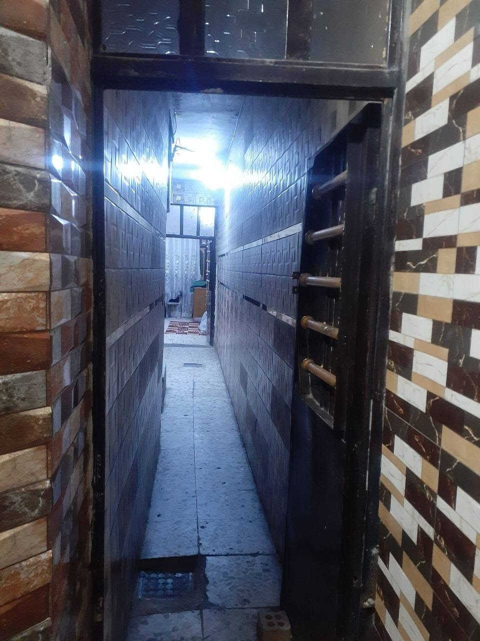 نصف قطعه للبيع شرگ طابقين مسلح قطاع 27 
السعر 115 وبي مجال للاستفسار الاتصال على الرقم ***********
