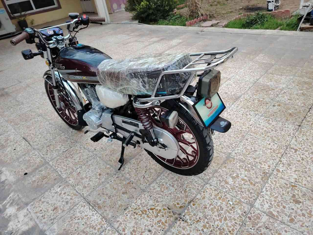 للبيع درجه موديل 25دراجه جديد مكاني ديالى ناحيه سلام عله طريق دلعباس نتصل ودلل ***********
