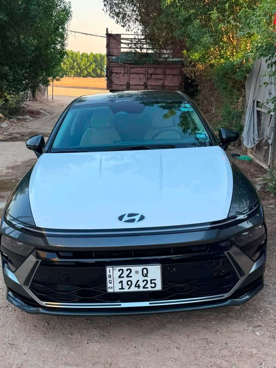 سوناتا 2025 sel رقم أربيل 
ماشيه 40000ميل 
وارد امريكي 
حادثه بابين وجاملغ 
وبلنقل القماره شويه 
بصمه رادار قياده ذاتيه تشغيل عن بعد 
السعر 170 وبيه مجال للشراي 
***********
