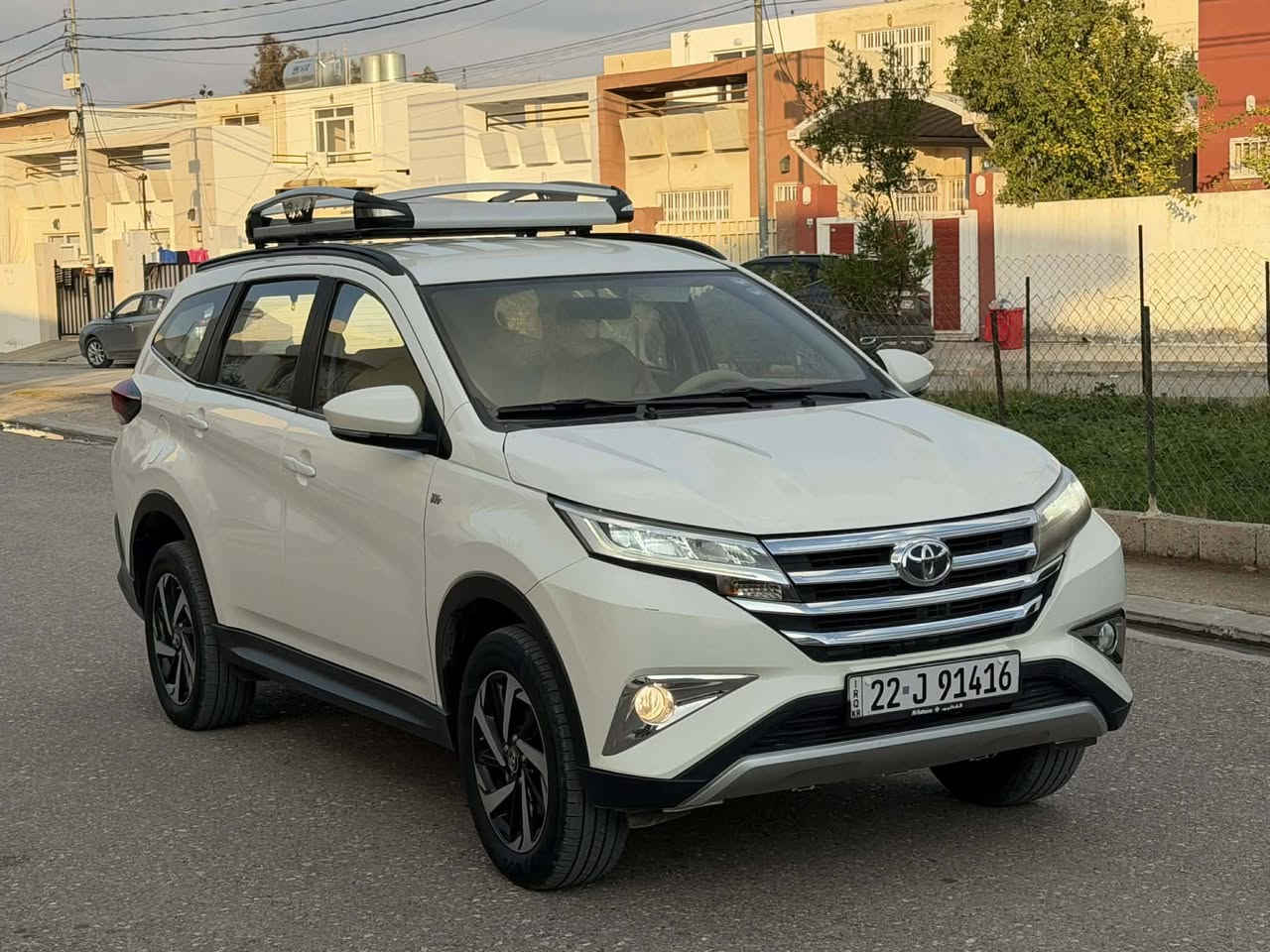 *********** تویوتا رش مودیل 2023 كير اوتوماتيك 7 راكب موصفات خليجي ماشي 46 الف سياره جاهزه نضيفه كير محرك تبريد شرط تبريد مركزي فقط ربع باب صبغ بدون ضرر داخل بيسمي تحويل نفس يوم  رقم سنوي جديد سعري 168 ورقه مكان اربيل بنصلاوة ***********
