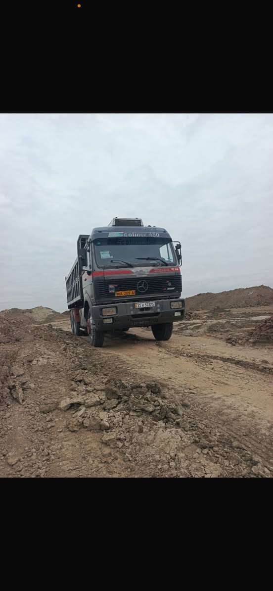 السعر ٢٥٥ كير ١٦٠ مجموعه جيئف مكينه ٨ حجم ٣٥ دبل سوبر رقم بغداد نكليزي قماره بدون صبغ موديل ٨٨ تخم تاير ***********
