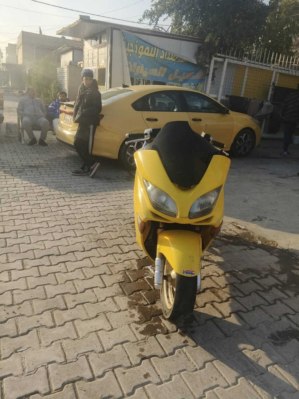 سلام عليكم ورحمه الله فورزة 0/9 للبيع مكينه خرسه متسمعها تخم سماعات شغاله بلاد لايت زنون دبلات رياضي 
دراجه بلاديه نقصها بس طوك الي جوة البك لايت سعر 600 وبيها مجال مكاني بغداد الغزاليه ممتواجد عل نت ***********
