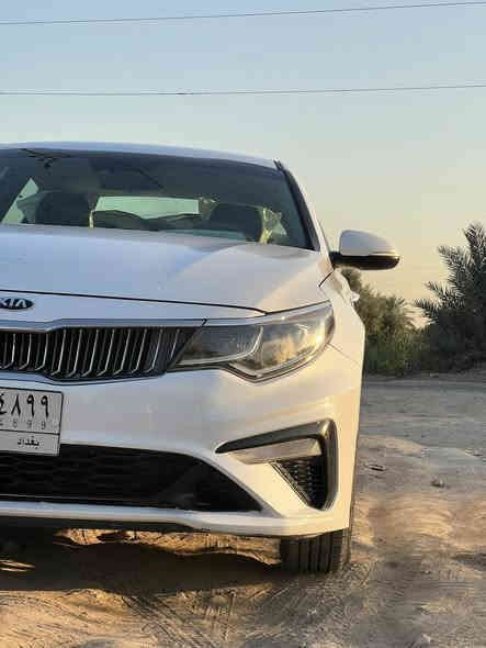 كيا اوبتما 2019
اوبتما ٢٠١٩ وارد امريكي 

السياره بيها ٣ قطع جاملغ خلفي وبنيد 

السيارة كلش نظيفة وجديدة بعدها ع وكالة 

ماشيه ٩٠ الف 

مكاني بغداد الدورة

السعر ١٤٥

***********
