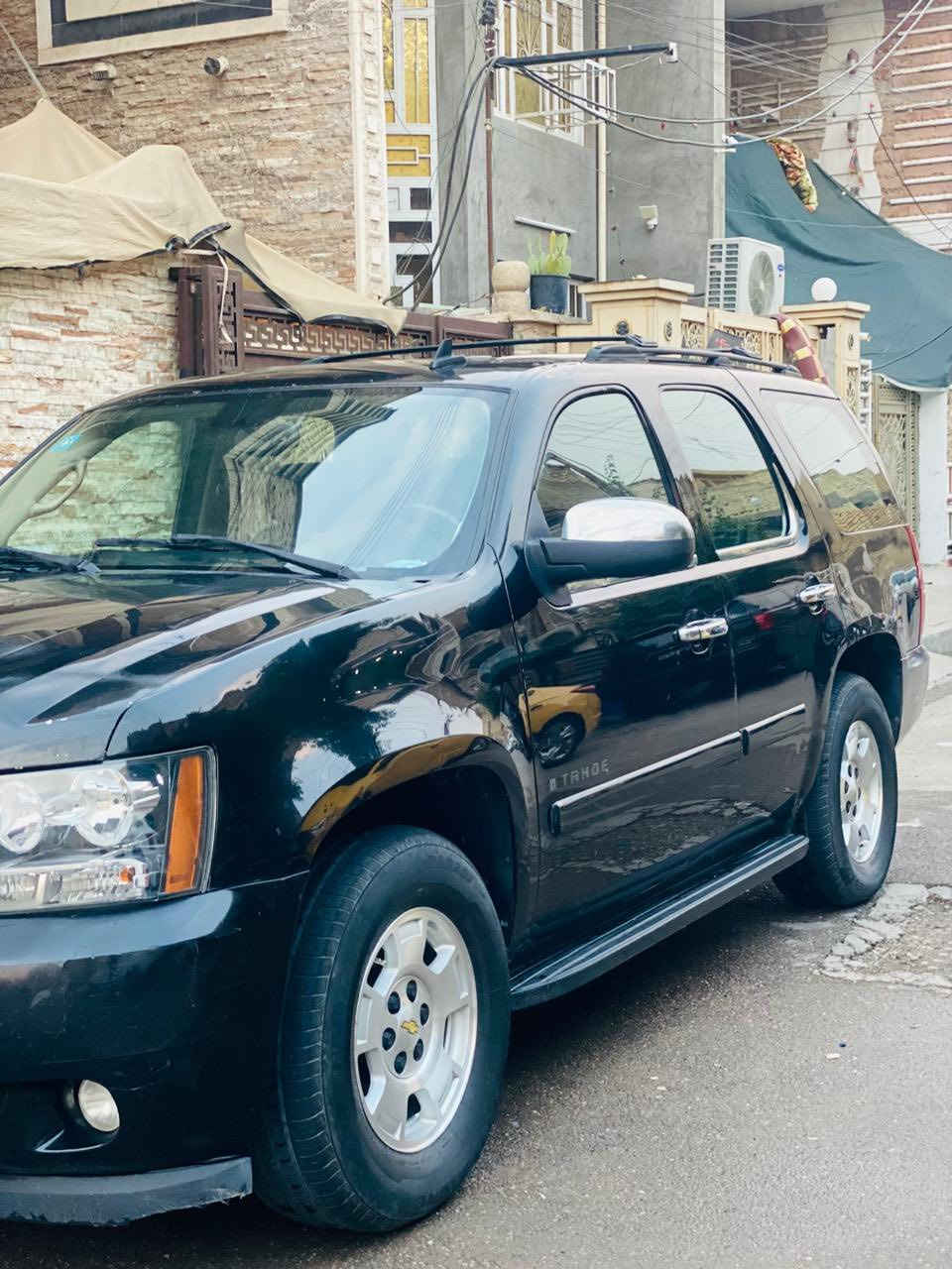 السلام عليكم تاهو 2007 LTZ بتره رقم نينوى دولي بأسمي تحويل مباشر.  كير مكينه مكفول جديد  بدون ضربه بيها جاملغ خلفي صبغ وبيها بيبان مبدلات اثر شخوط  سعر 170 وبيها مجال مكاني بغداد بلديات ***********
